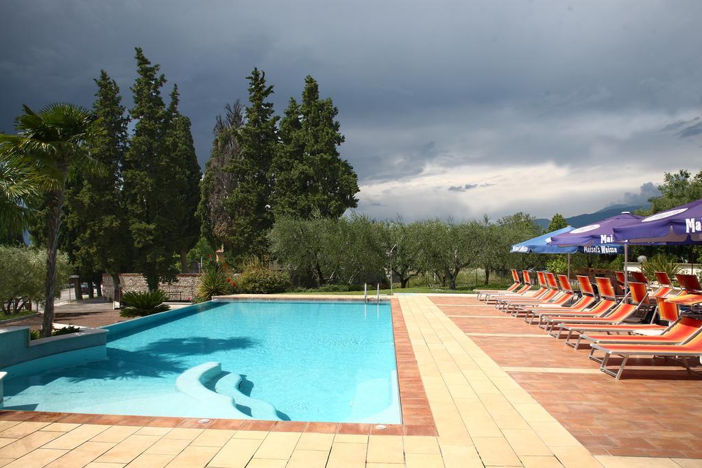 Hotel San Vito Бардолино Экстерьер фото