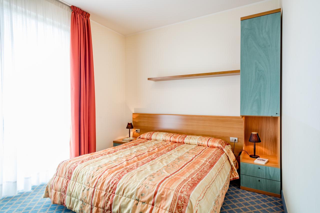 Hotel San Vito Бардолино Экстерьер фото
