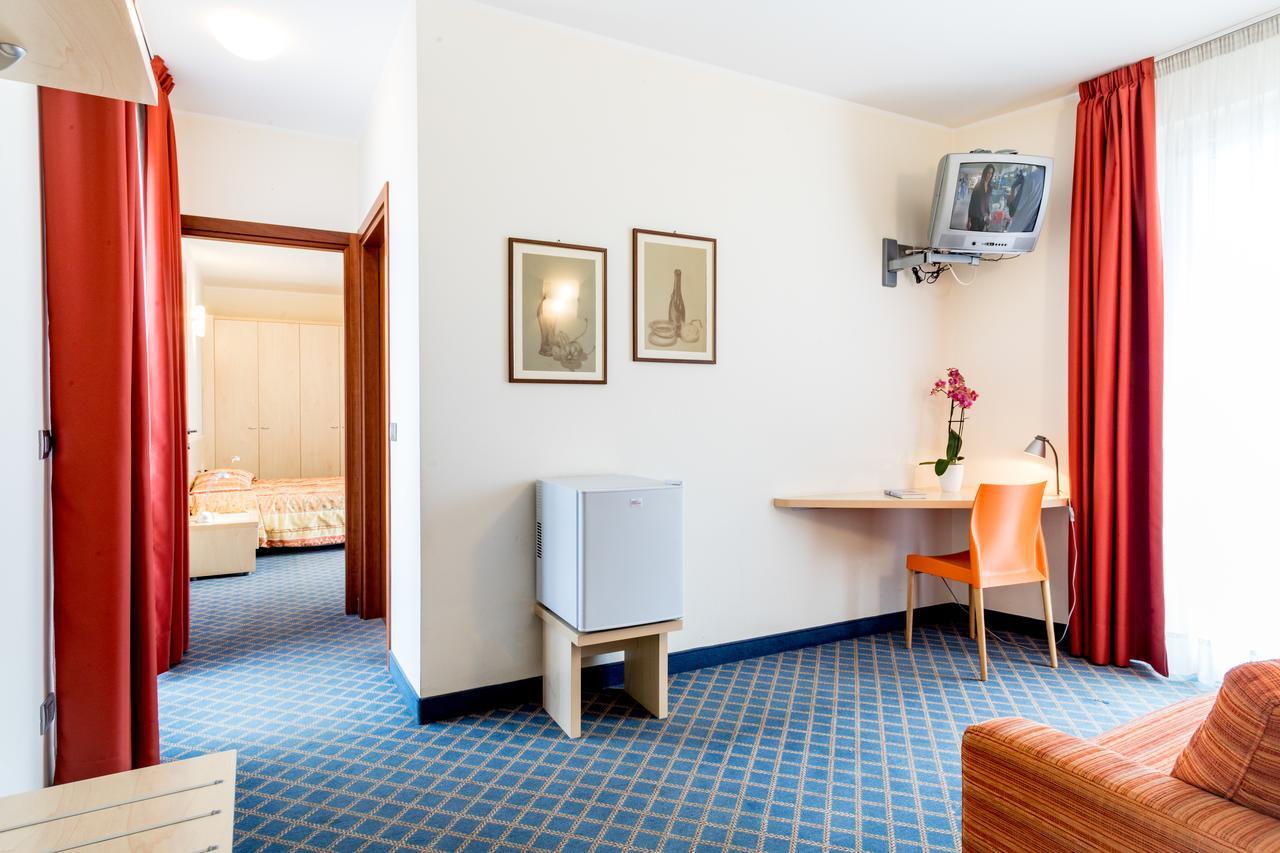 Hotel San Vito Бардолино Экстерьер фото
