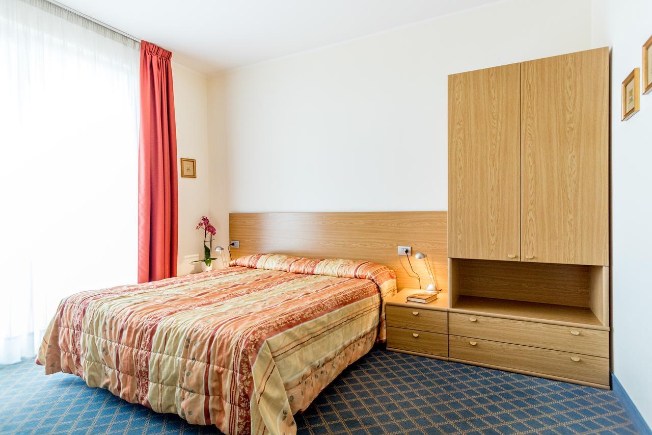 Hotel San Vito Бардолино Экстерьер фото