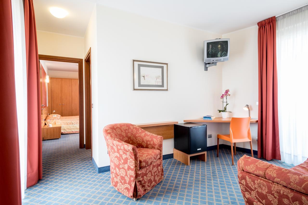 Hotel San Vito Бардолино Экстерьер фото